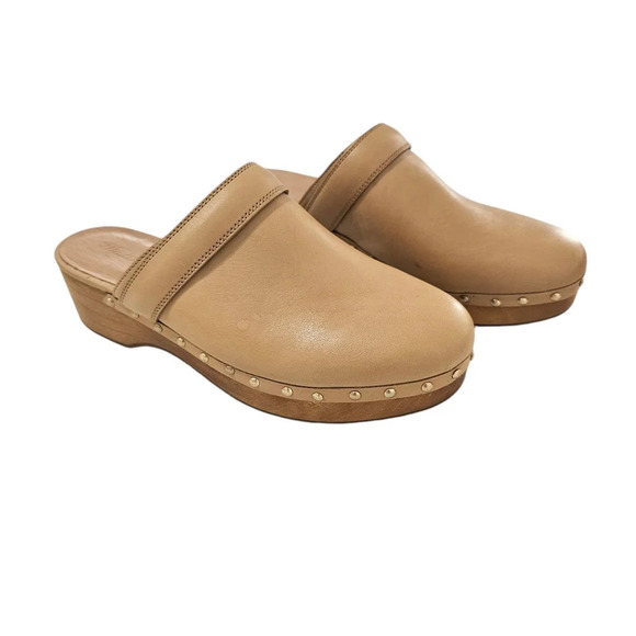 Madewell Shoes - MADEWELL The Cecily Clog in Dried Straw Size 9.5